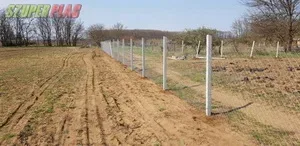 Vadháló szögesdrót kerítésdrót kerítés építés oszlop drót Vadháló szögesdrót kerítésdrót kerítés építés oszlop drót