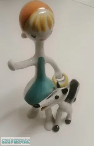 Hollóházi porcelán leány kutyával Hollóházi porcelán leány kutyával