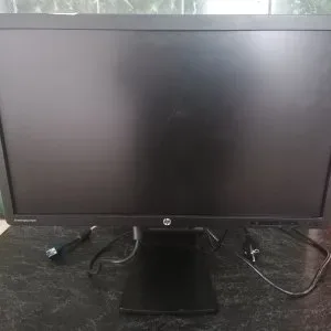 HP EliteDisplay E231 monitor